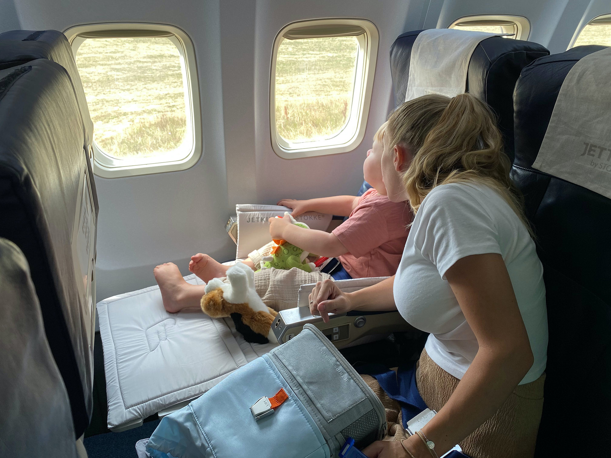 Volar con bebés: guía práctica para primerizos